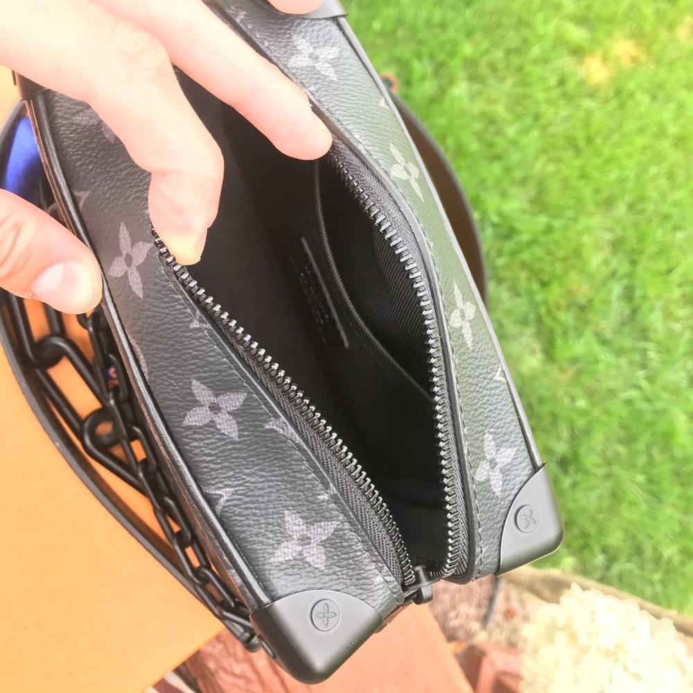 Louis Vuitton Mini Trunk - Picture 4 of 9